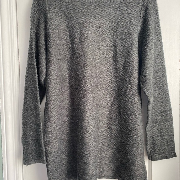 NWT Avenue Long Sleeve Sweater- 14-16 - Picture 4 of 7